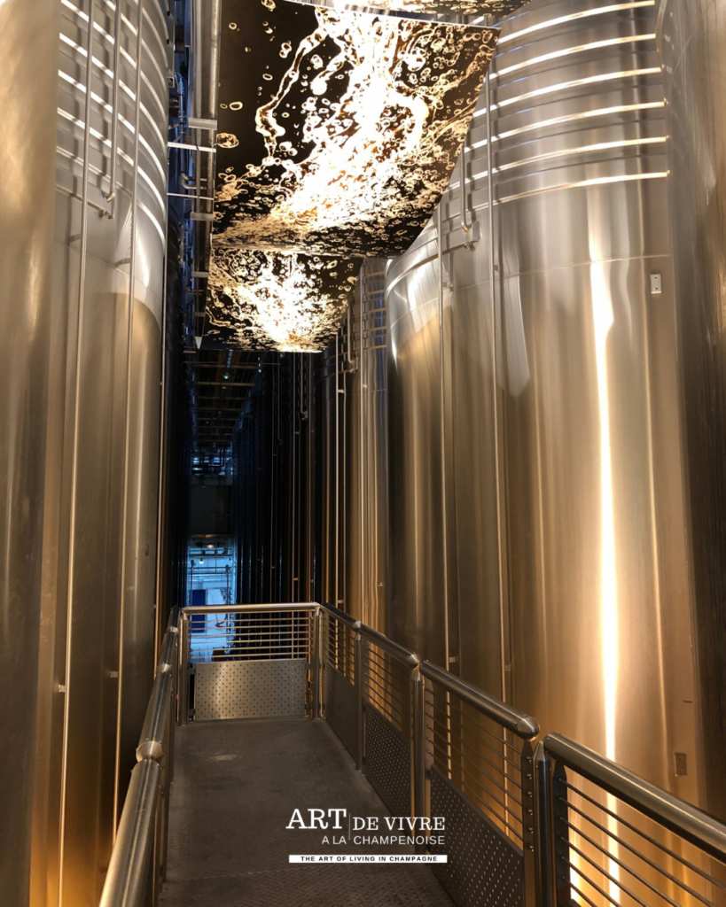 Visite des caves Feuillatte et oeuvres contemporaines 