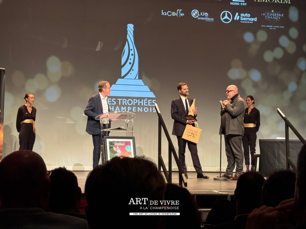 Scène du théatre pour la cérémonie des Trophées Champenois avec Arnaud lallement et Gwendal Poullennec Michelin